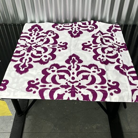 Pottery barn teen medallion duvet euro sham - Picture 2 of 6